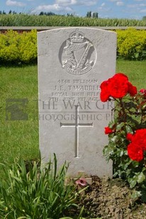 SPANBROEKMOLEN BRITISH CEMETERY - TWADDLE, JAMES EDWARD